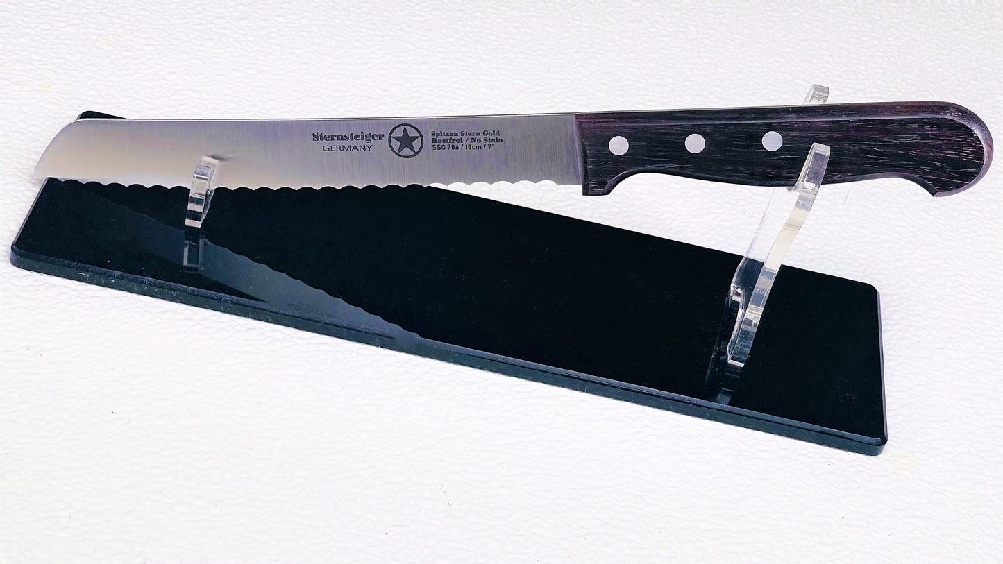 Sternsteiger bread knife with wooden handle