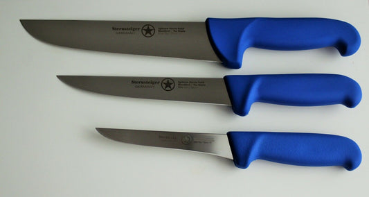 Juego de 3 cuchillos de carnicero.
