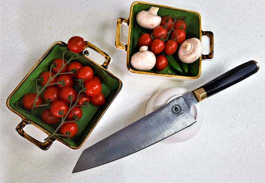 Cuchillo de chef Theseus Gyuto con mango ondulado